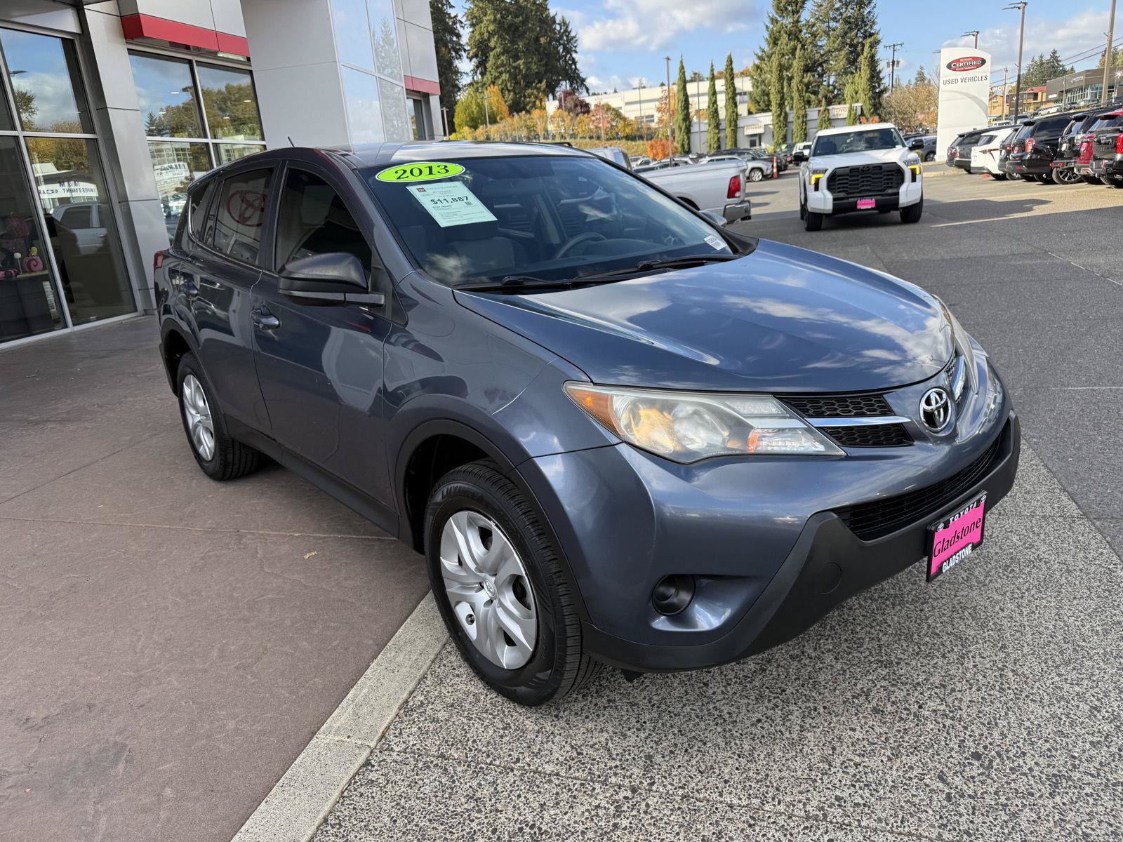 Used 2013 Toyota RAV4 LE FWD image 8