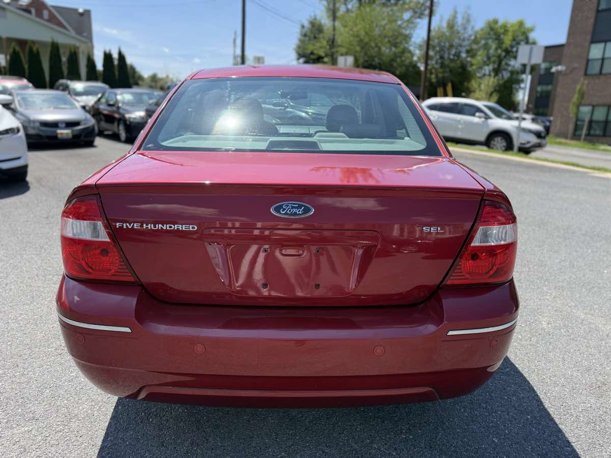 Used 2005 Ford Five Hundred SEL AWD/4WD image 6