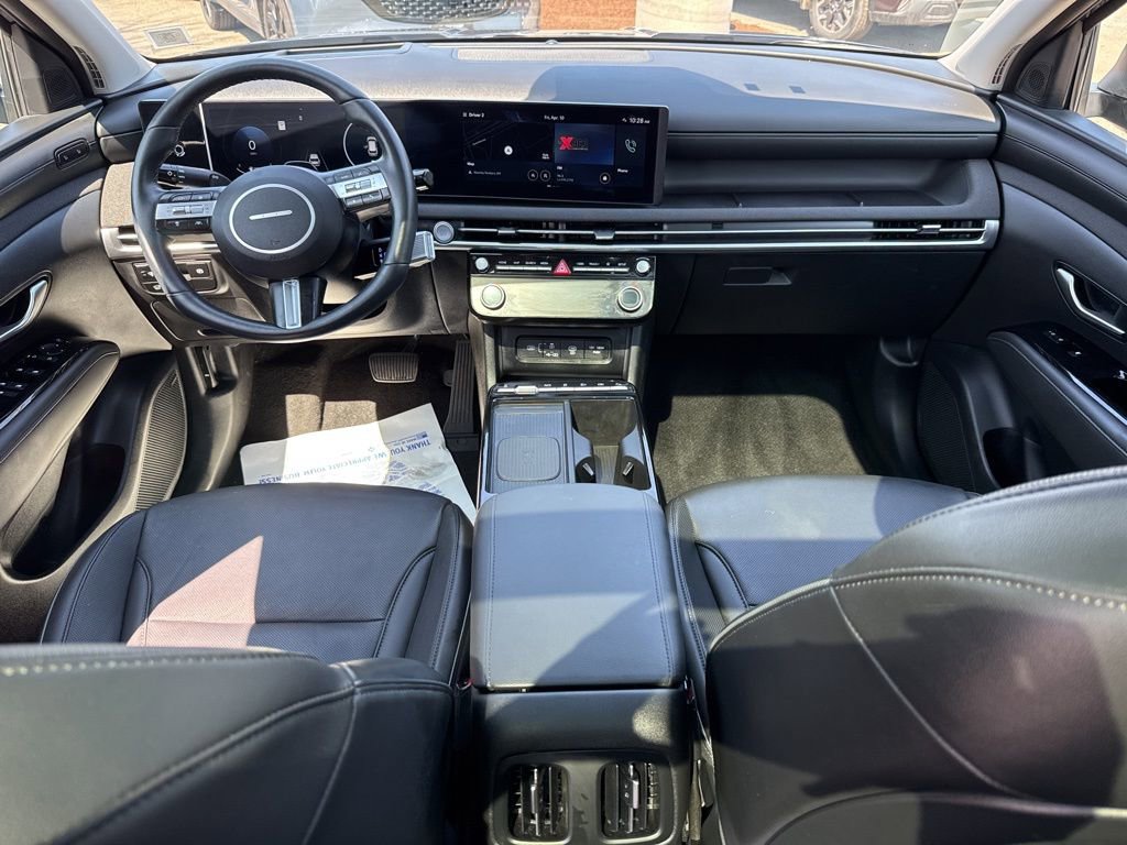 Used 2025 Hyundai Tucson Limited image 27