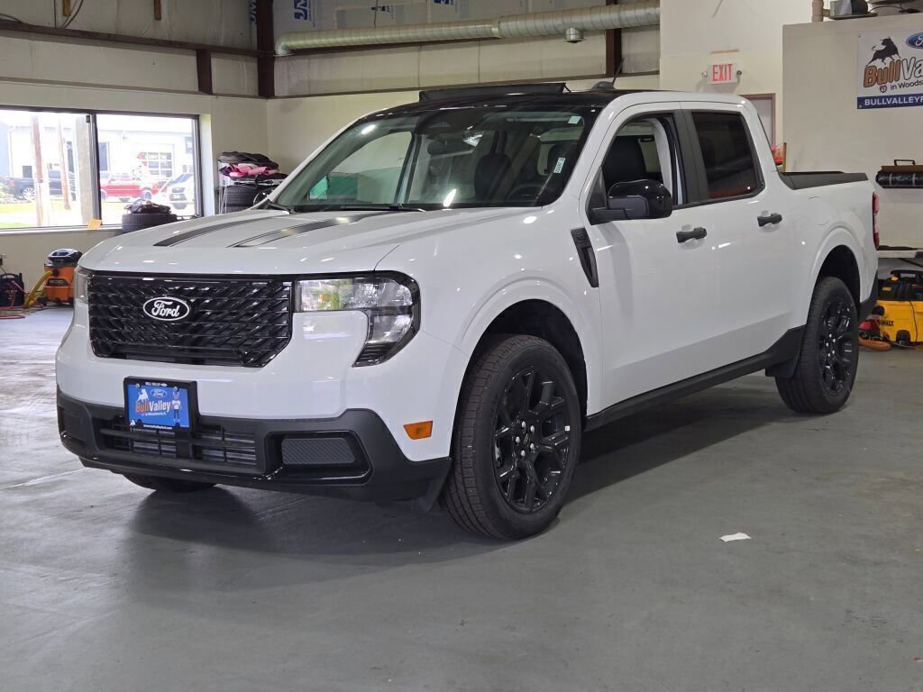 New 2025 Ford Maverick XLT w/ XLT Luxury Package image 5