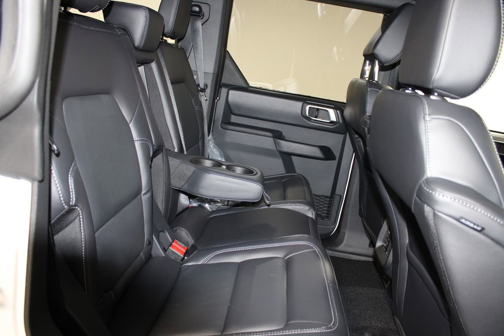 New 2025 Ford Bronco Outer Banks image 30