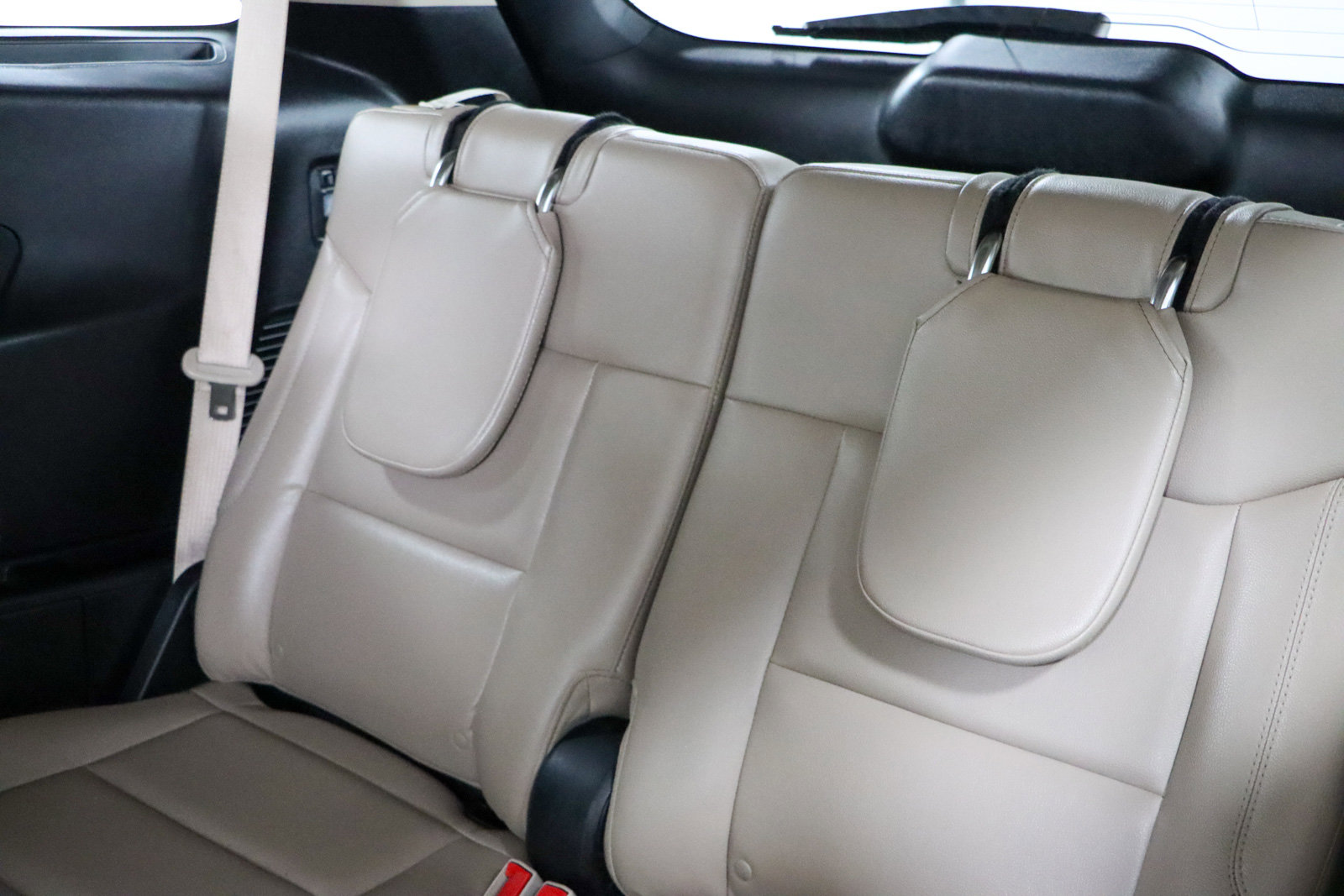 Used 2022 Ford Explorer Limited image 25