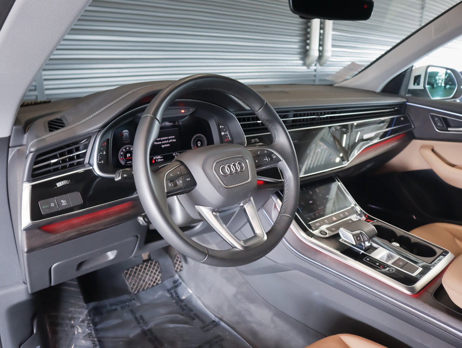 Used 2023 Audi Q8 Premium Plus w/ Premium Plus Package image 17