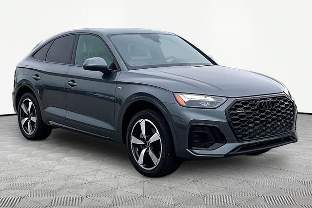 Used 2023 Audi Q5 2.0T Premium Plus w/ Premium Plus Package AWD/4WD image 11