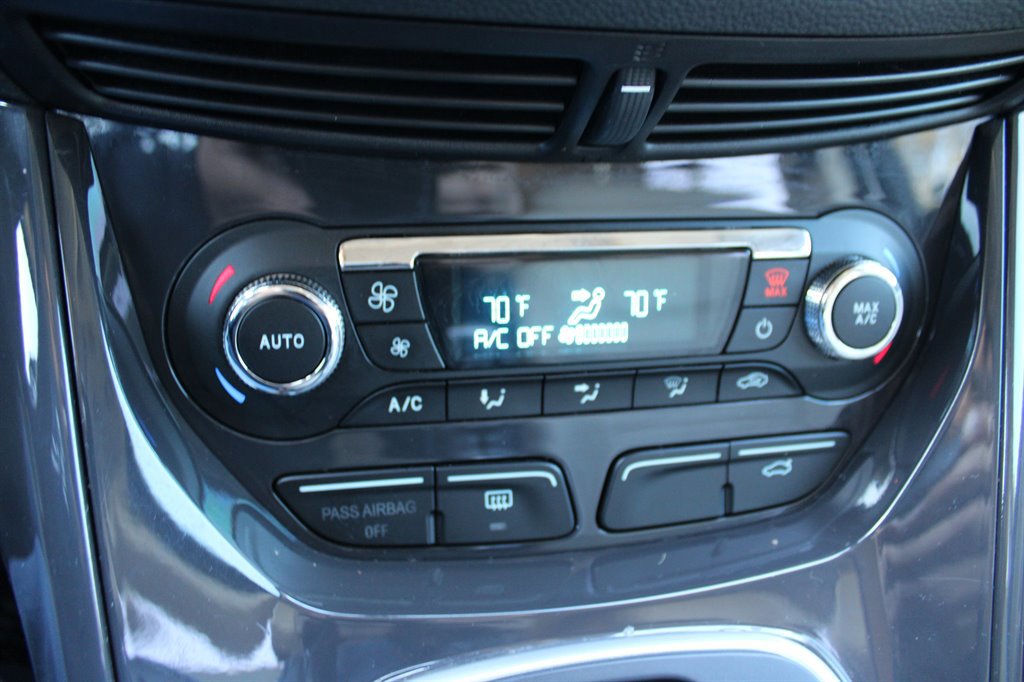 Used 2014 Ford Escape Titanium image 24