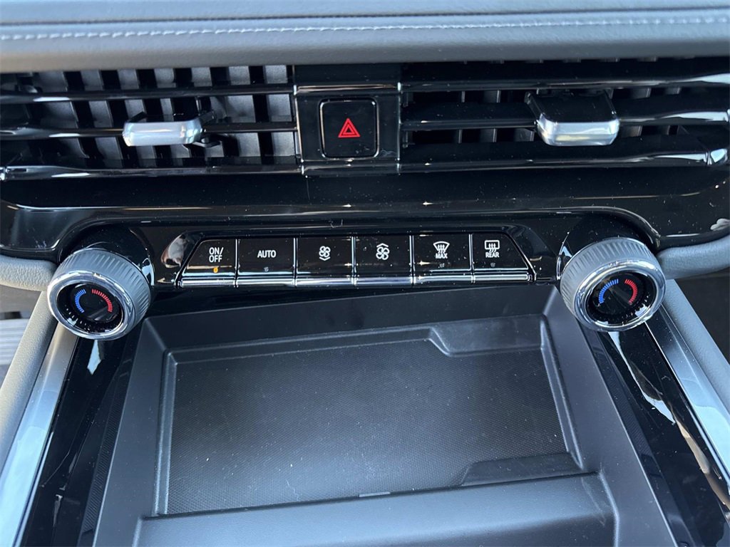 New 2026 Chevrolet Tahoe LS image 18