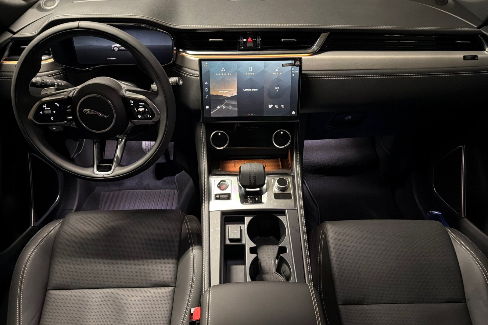 New 2026 Jaguar F-PACE R-Dynamic S AWD/4WD image 15