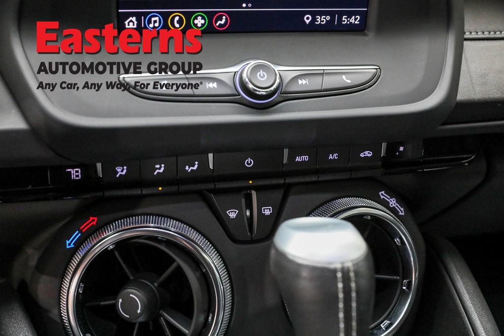 Used 2021 Chevrolet Camaro LT image 20