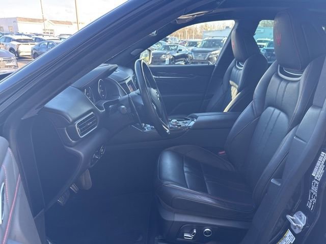 Used 2022 Maserati Levante Modena S image 11