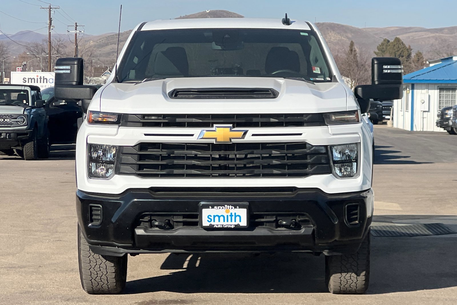 Used 2024 Chevrolet Silverado 2500 Custom w/ Custom Value Package image 9