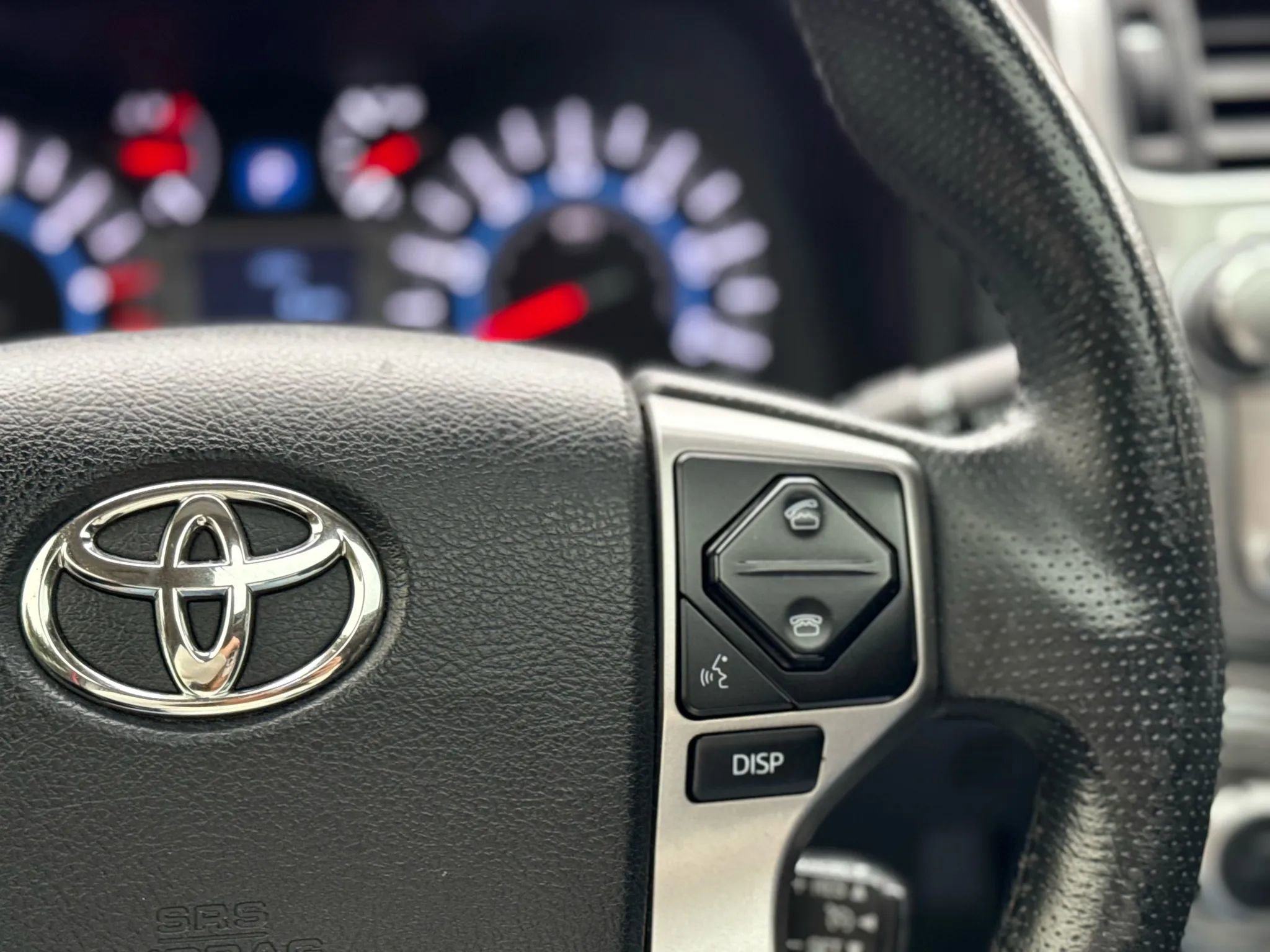 Used 2018 Toyota 4Runner Limited image 36