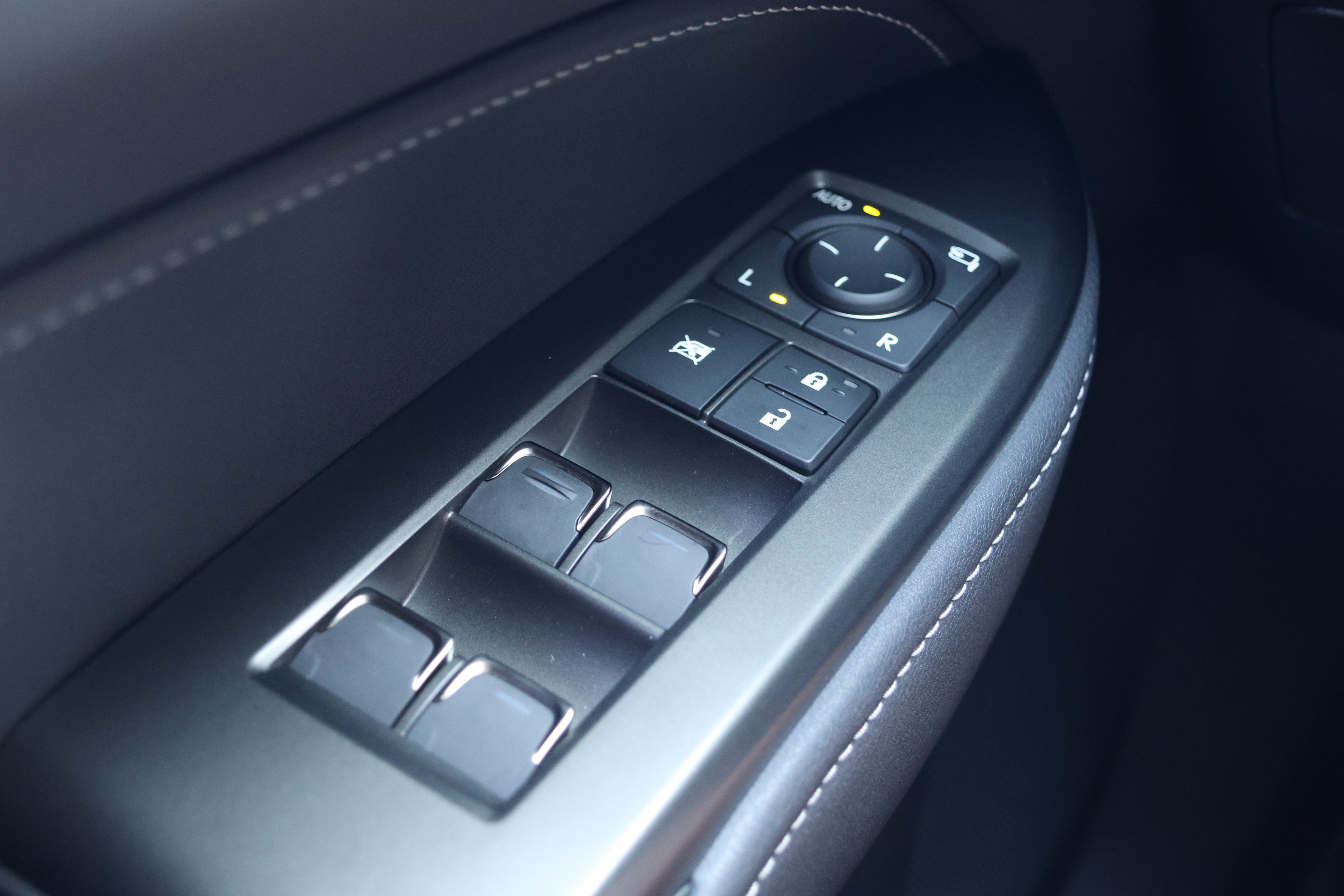 Certified 2026 Lexus NX 350 AWD w/ Accessory Package (K3) image 13