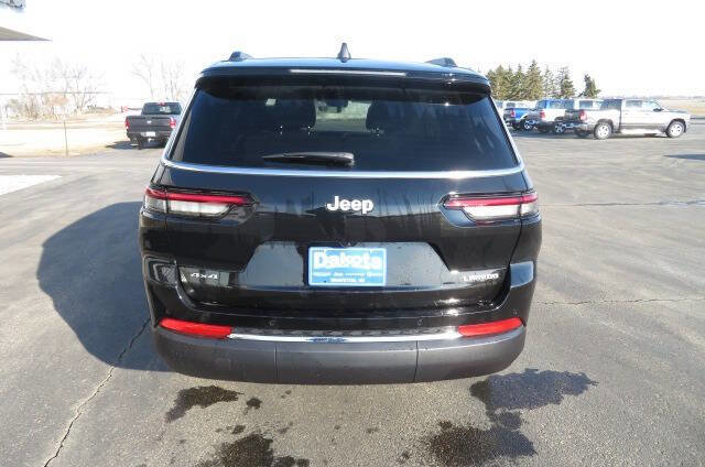 New 2025 Jeep Grand Cherokee L Laredo w/ Luxury Tech Group I image 8