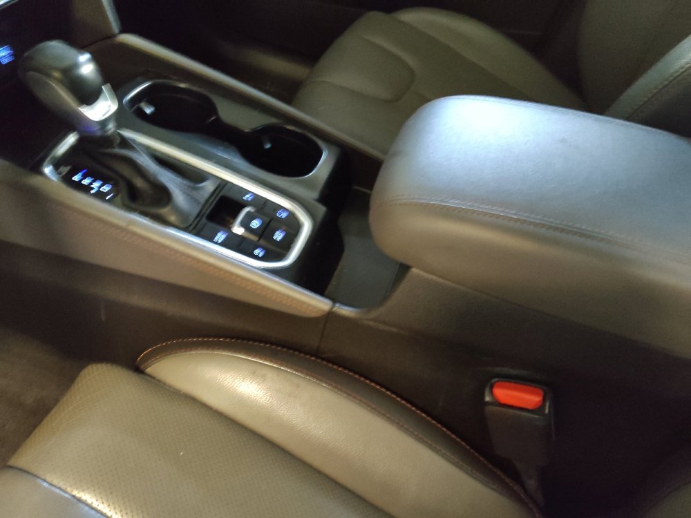 Used 2020 Hyundai Santa Fe Limited image 26