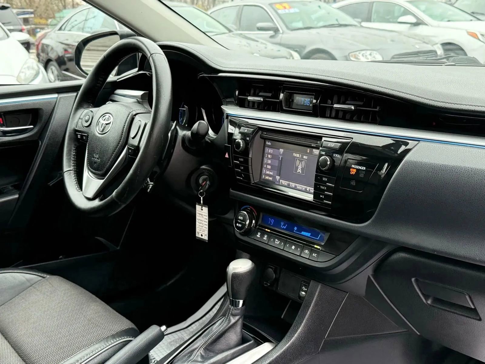 Used 2015 Toyota Corolla S image 48