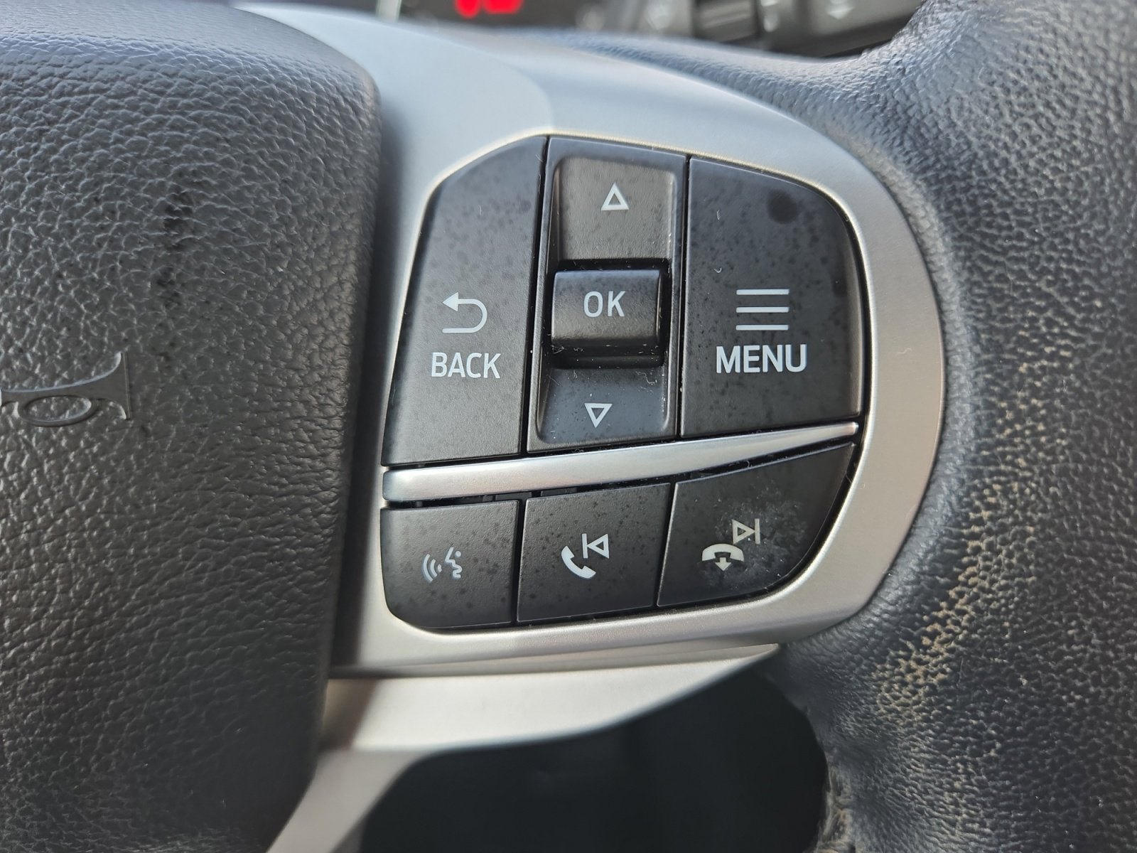 Certified 2022 Ford Explorer XLT w/ Equipment Group 202A AWD/4WD image 15