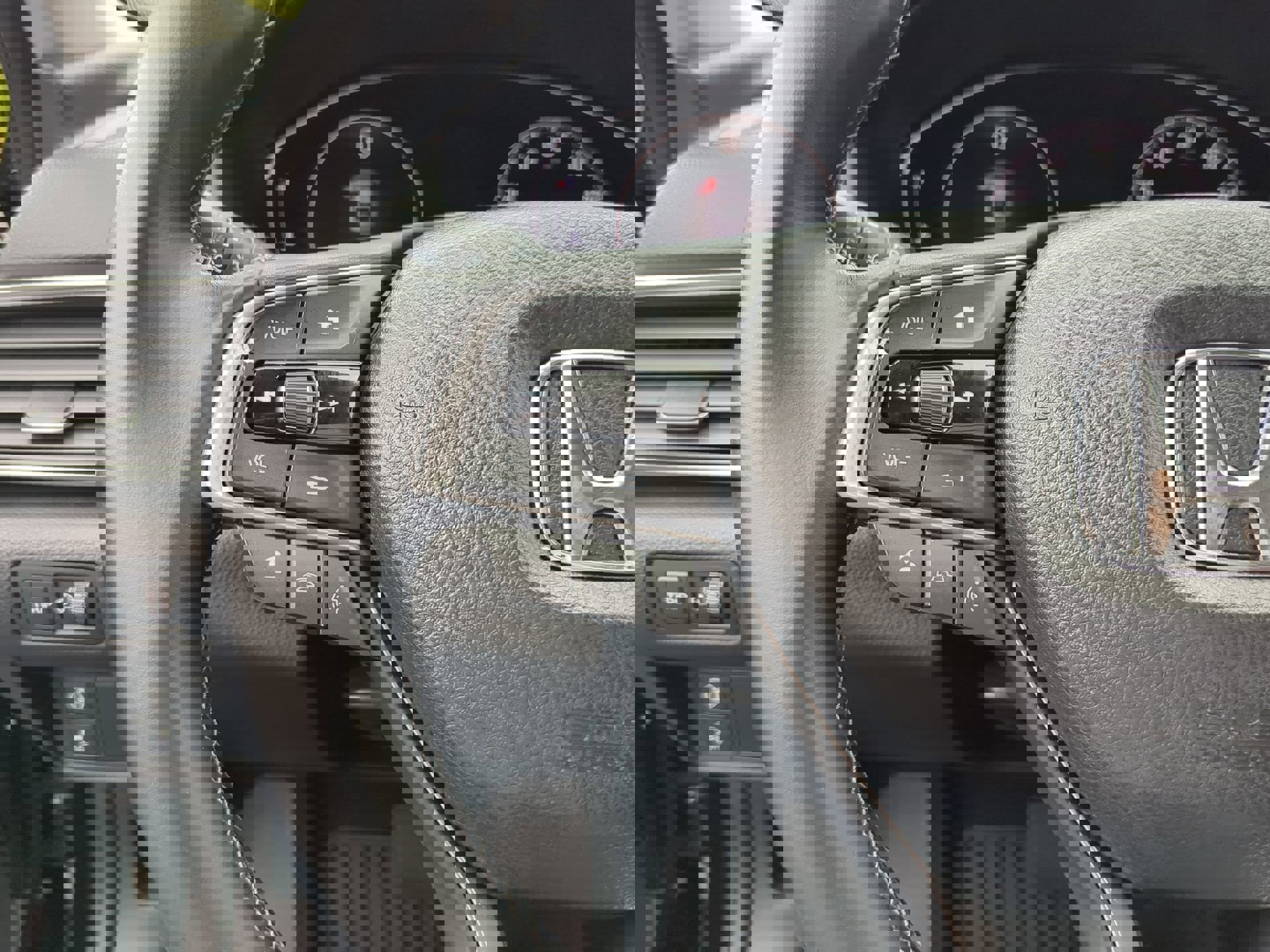 Used 2018 Honda Accord EX-L image 28