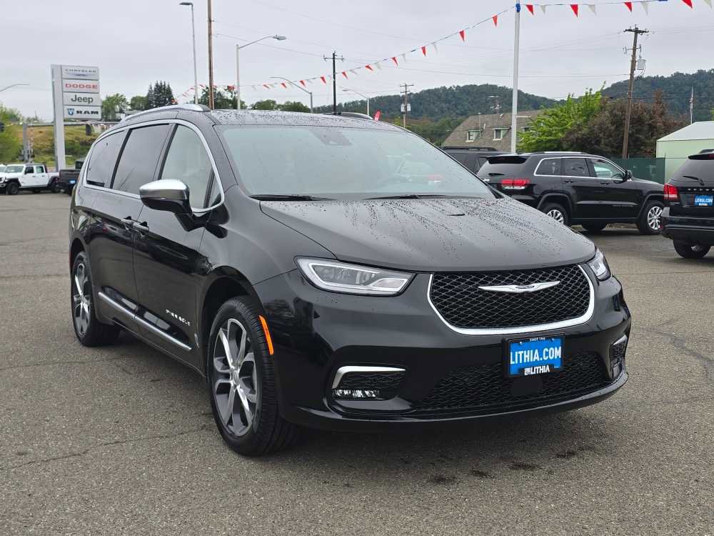 New 2026 Chrysler Pacifica Pinnacle AWD/4WD image 7