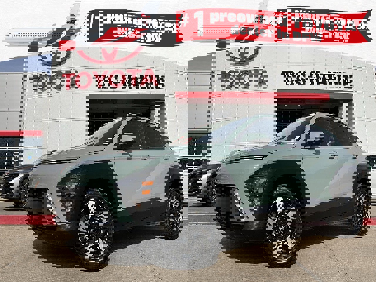 Used 2025 Hyundai Kona SEL image 1