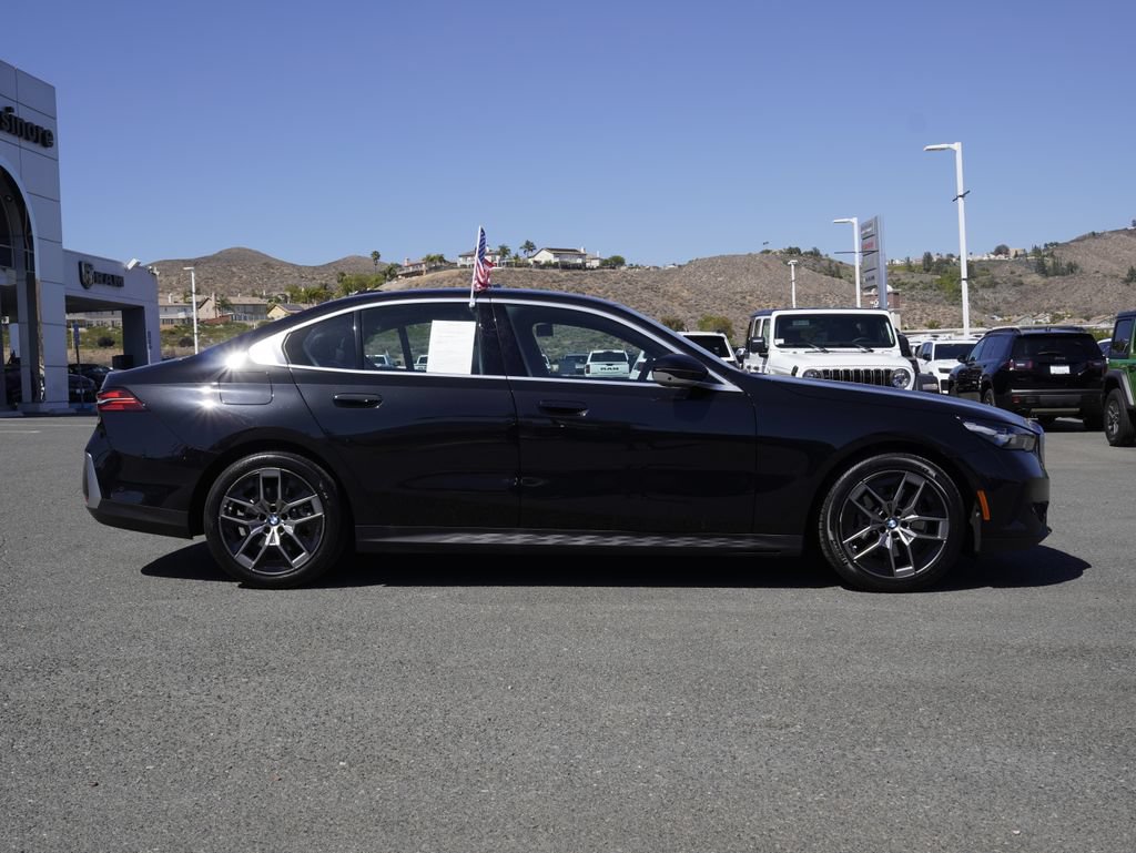 Used 2026 BMW 530i w/ Premium Package RWD image 3