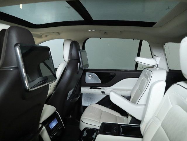 Used 2023 Lincoln Aviator Black Label image 18