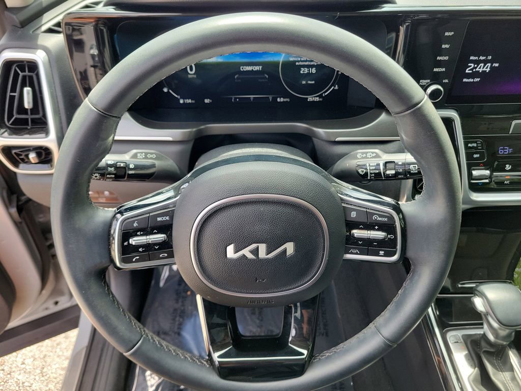 Used 2023 Kia Sorento SX image 24