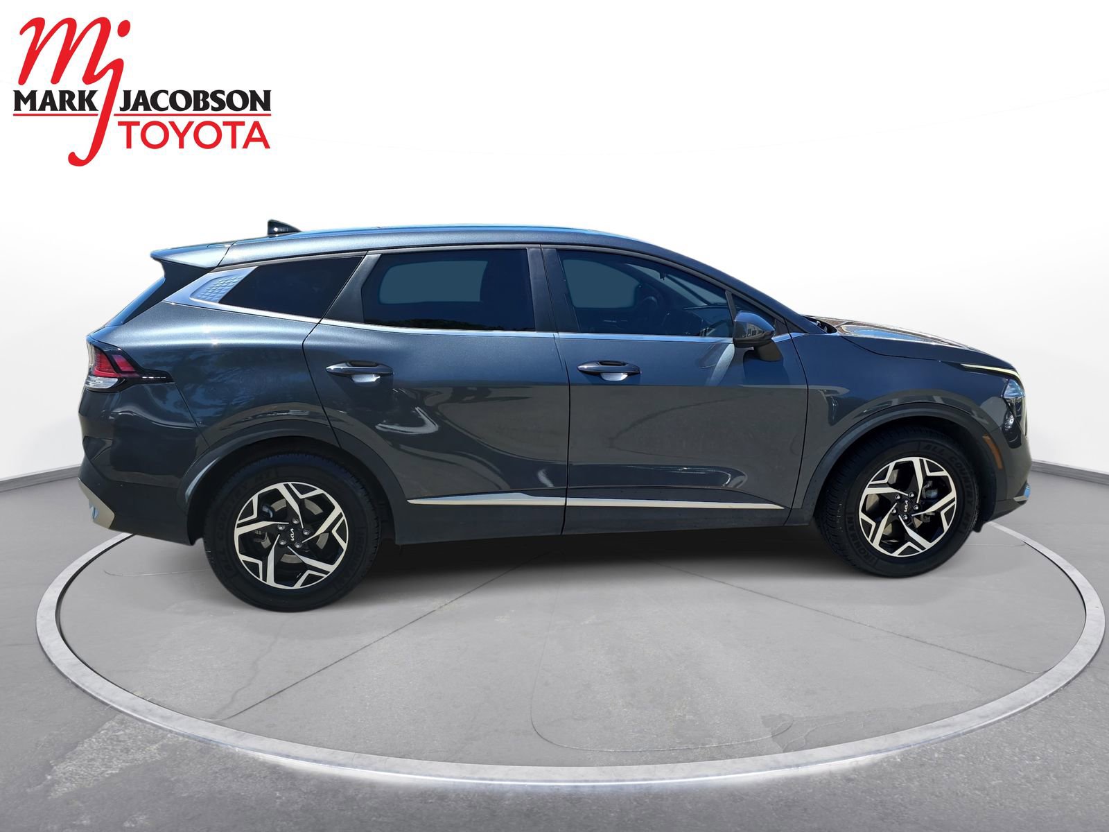 Used 2023 Kia Sportage LX FWD image 4