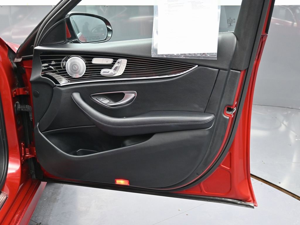 Used 2020 Mercedes-Benz E 350 4MATIC Sedan w/ Premium Package image 39