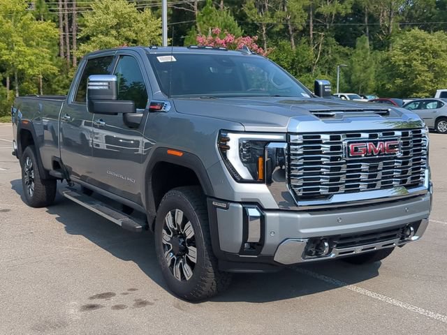 New 2026 GMC Sierra 3500 Denali w/ Denali Reserve Package AWD/4WD image 3