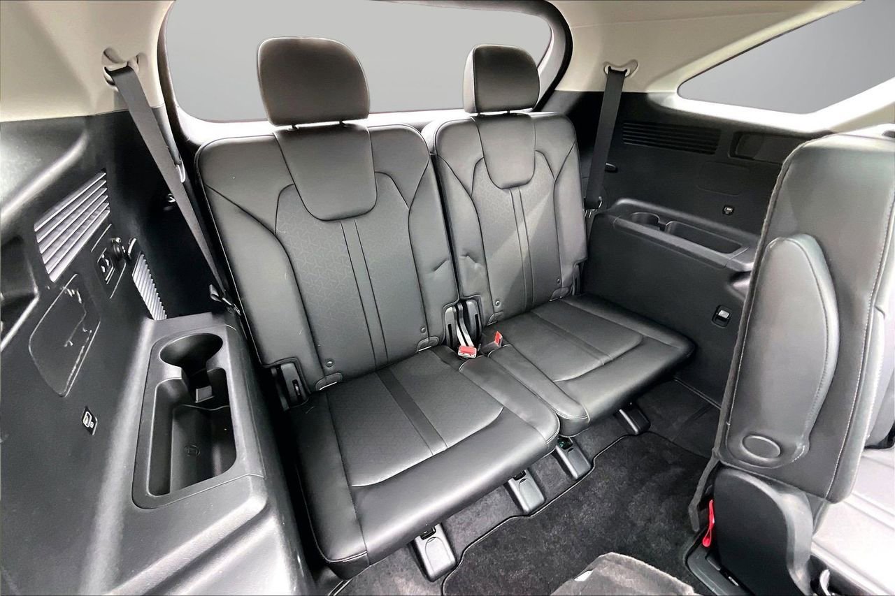 Used 2023 Kia Sorento SX image 27