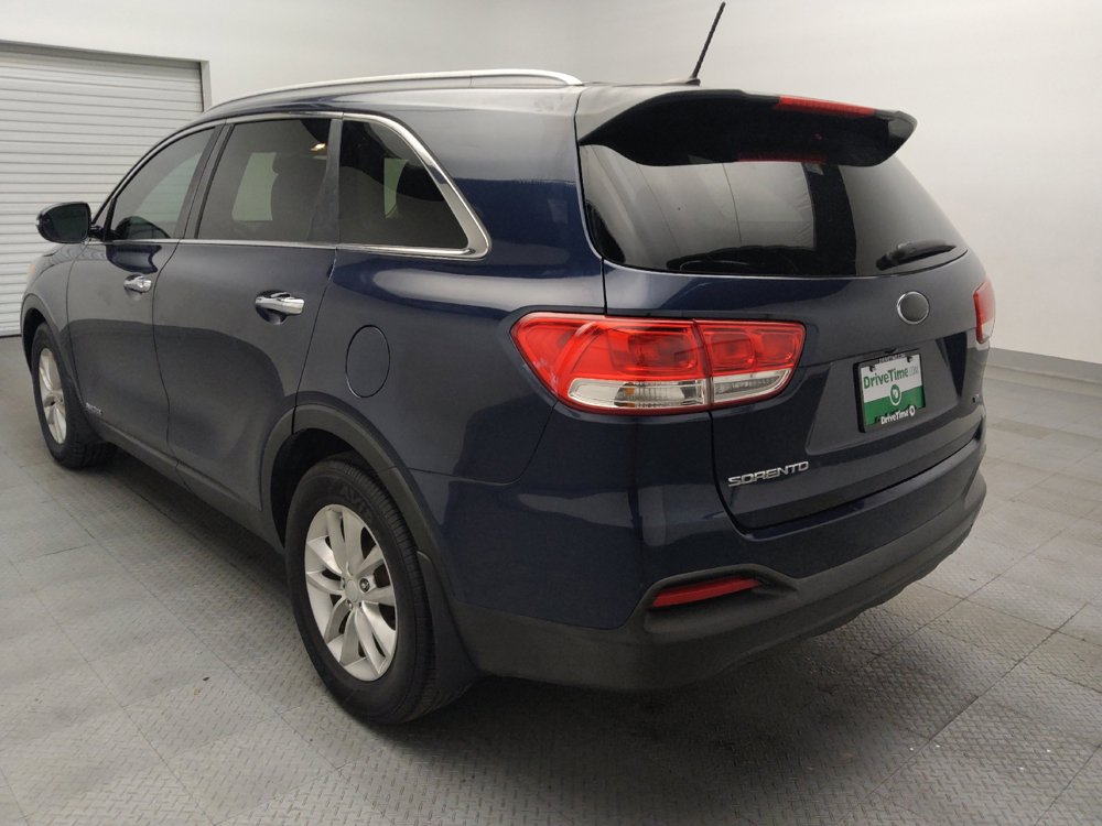 Used 2017 Kia Sorento AWD image 5