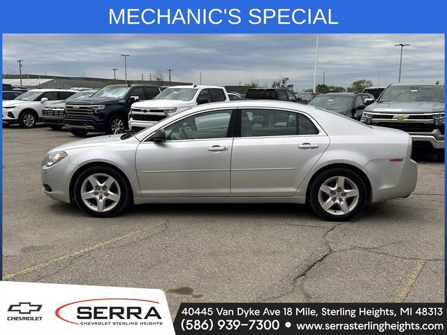 Used 2012 Chevrolet Malibu LS w/ LS Uplevel Package FWD image 2