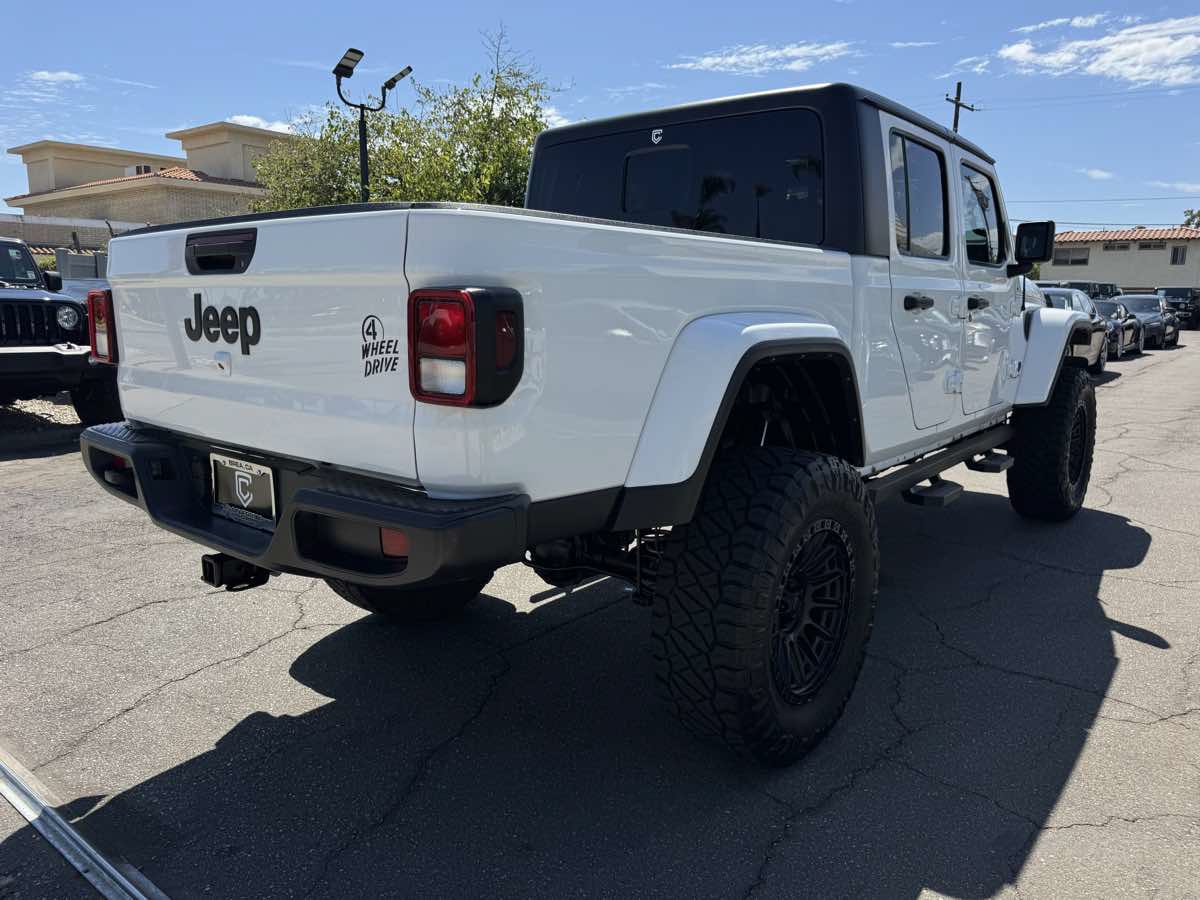 Used 2022 Jeep Gladiator Sport AWD/4WD image 8
