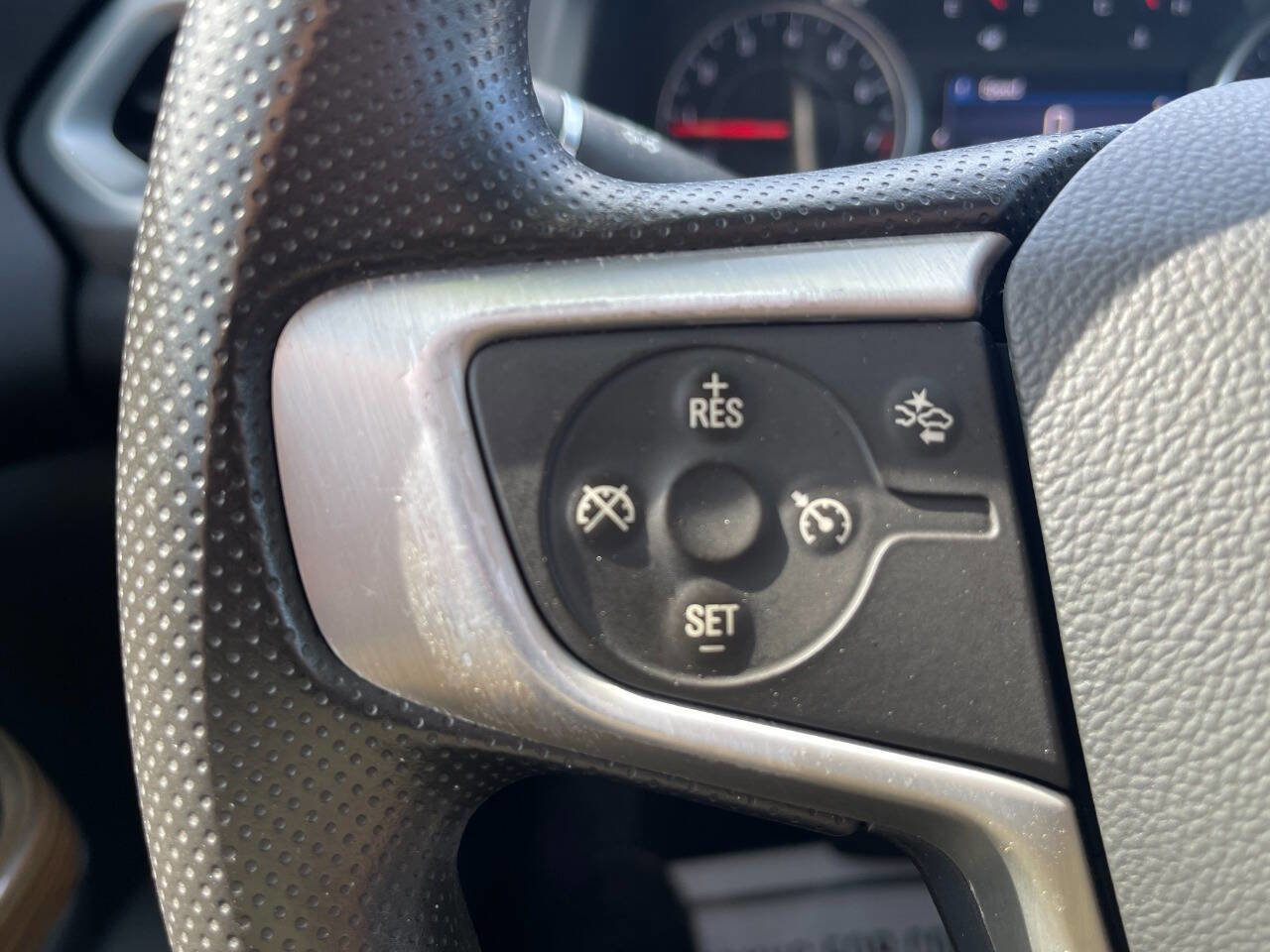 Used 2021 GMC Acadia SLE w/ Driver Convenience Package image 19