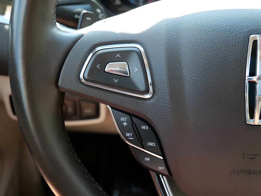 Used 2019 Lincoln MKC Reserve w/ MKC Climate Package AWD/4WD image 18