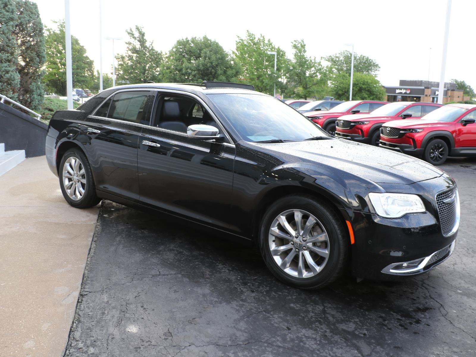 Used 2018 Chrysler 300 Limited w/ Safetytec Plus Group AWD/4WD image 6