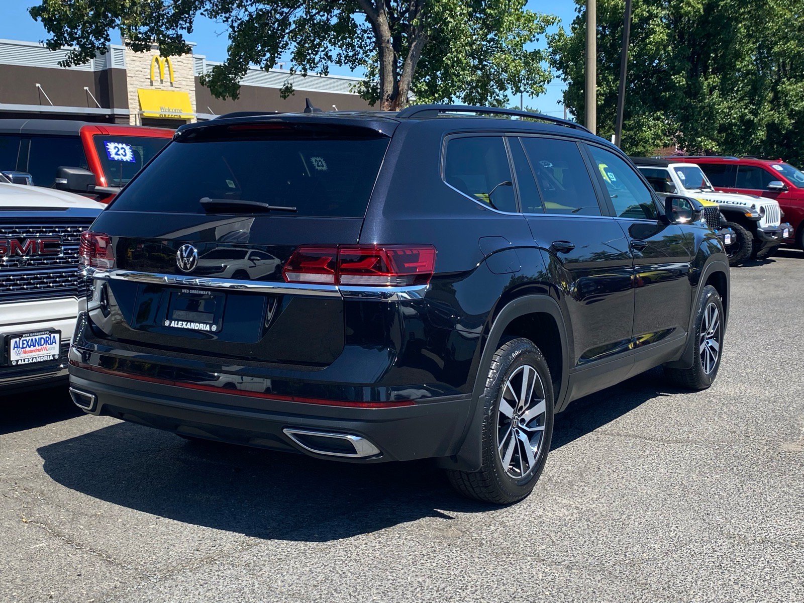 Used 2021 Volkswagen Atlas SE FWD image 3