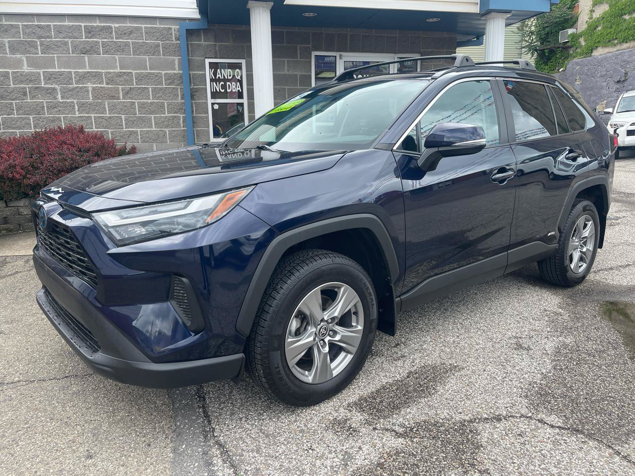 Used 2024 Toyota RAV4 XLE w/ Convenience Package