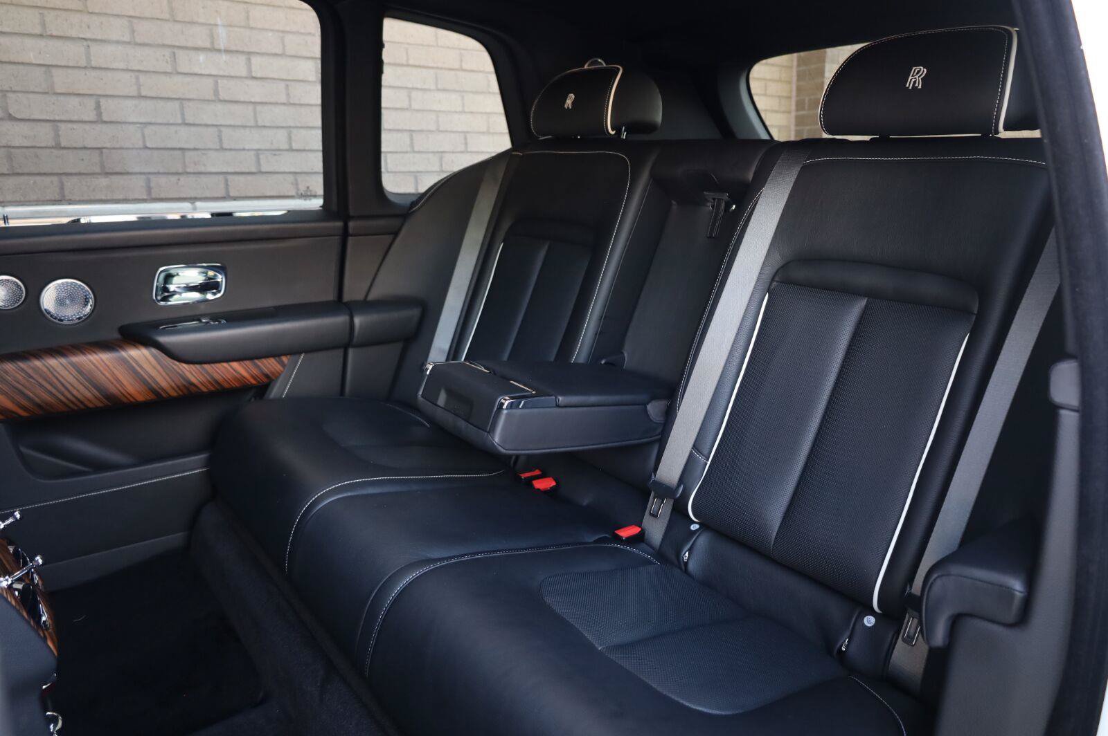 Used 2019 Rolls-Royce Cullinan AWD/4WD image 29