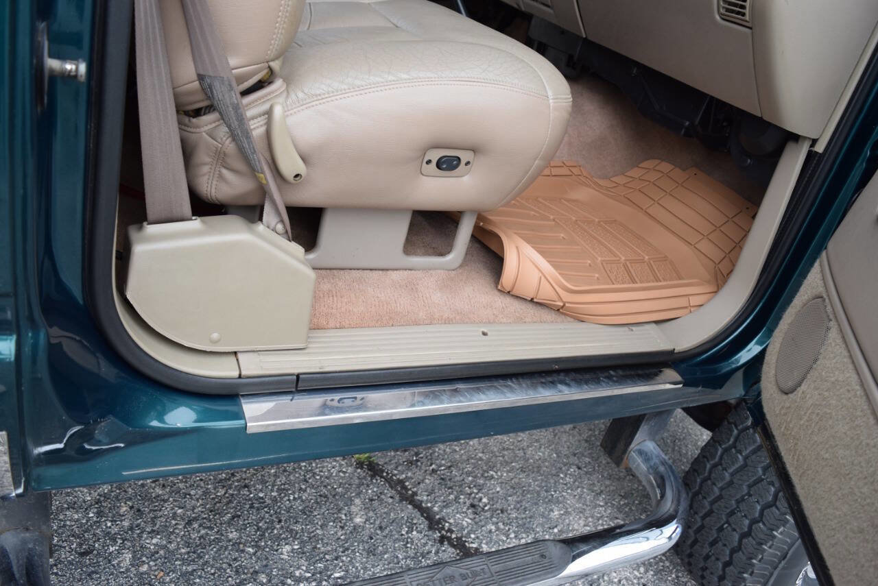 Used 1997 Chevrolet Silverado 1500 4x4 Regular Cab w/ Preferred Equipment Group 2 image 48