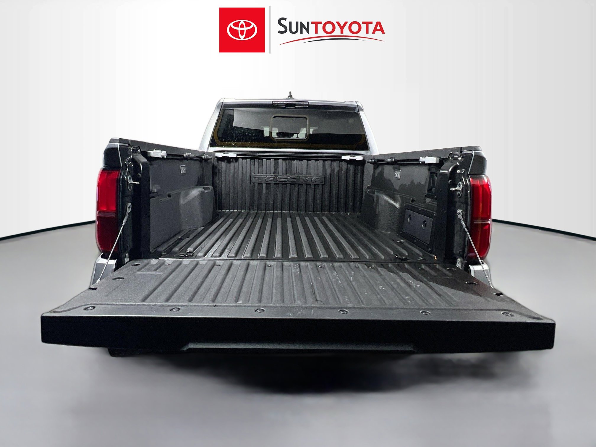 Used 2024 Toyota Tacoma TRD Off-Road w/ TRD Off Road Upgrade Package image 34