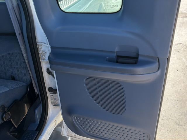 Used 1999 Ford F250 Lariat image 16