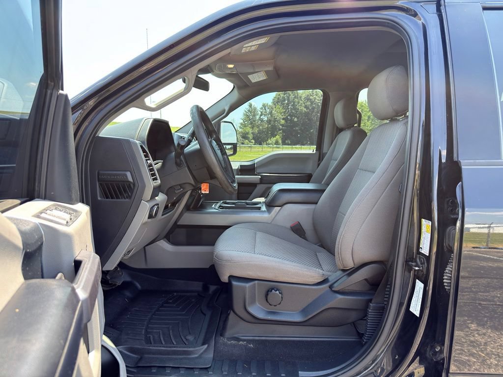 Used 2021 Ford F250 XLT w/ FX4 Off-Road Package AWD/4WD image 2