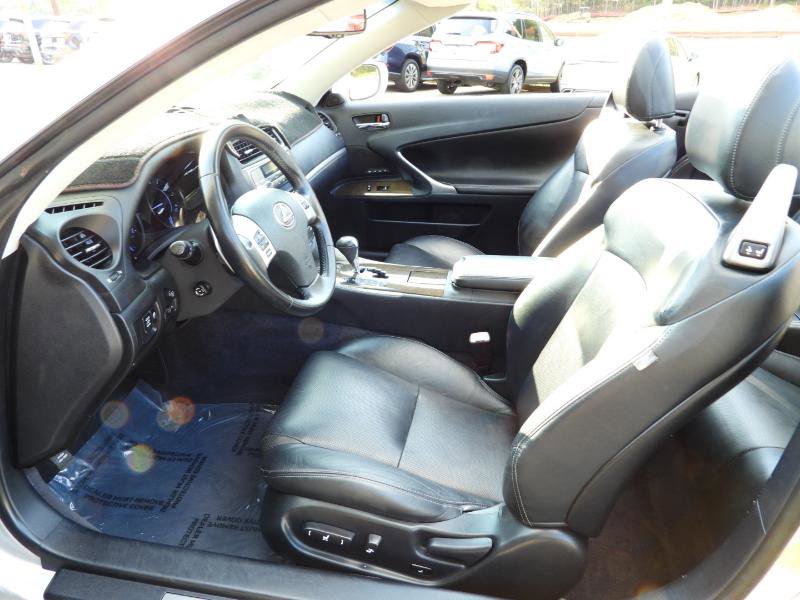 Used 2012 Lexus IS 250C w/ Luxury Pkg image 27