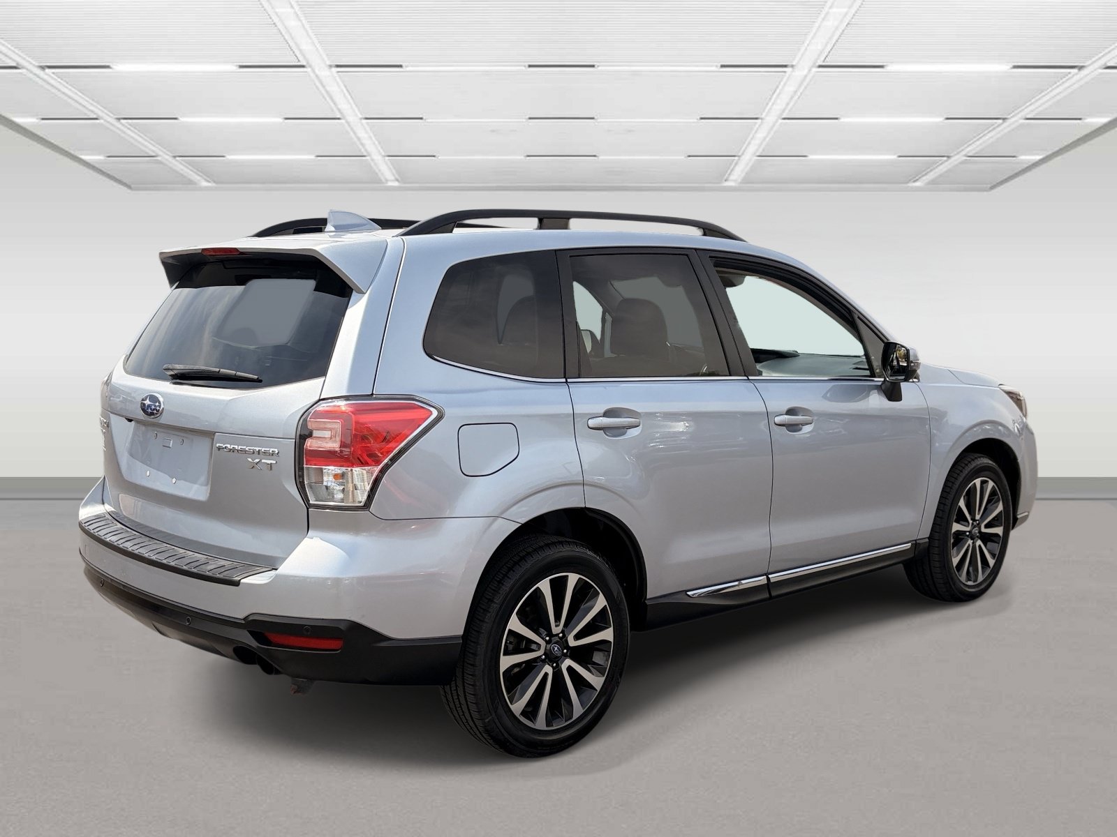 Used 2017 Subaru Forester 2.0XT Touring AWD/4WD image 5