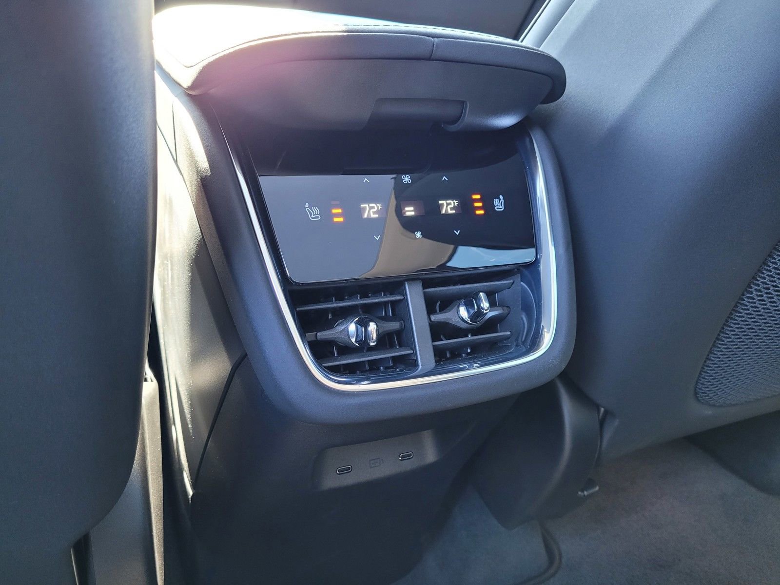 Used 2025 Volvo EX90 Ultra image 15