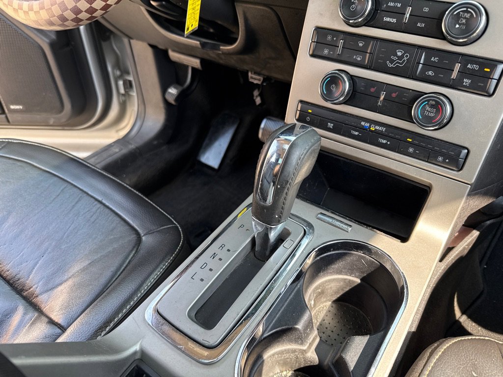 Used 2010 Ford Flex SEL FWD image 19