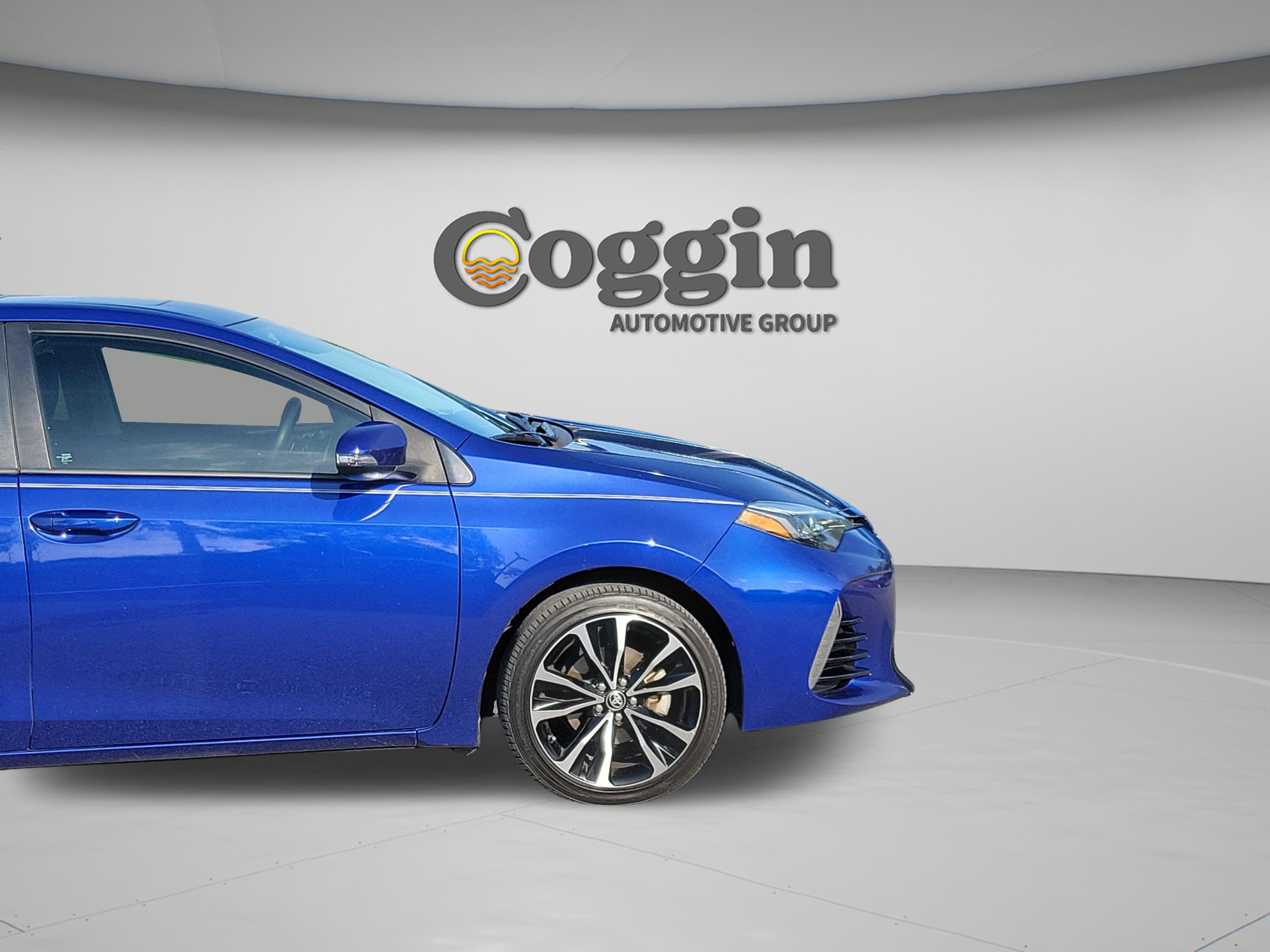 Used 2017 Toyota Corolla XSE FWD image 13