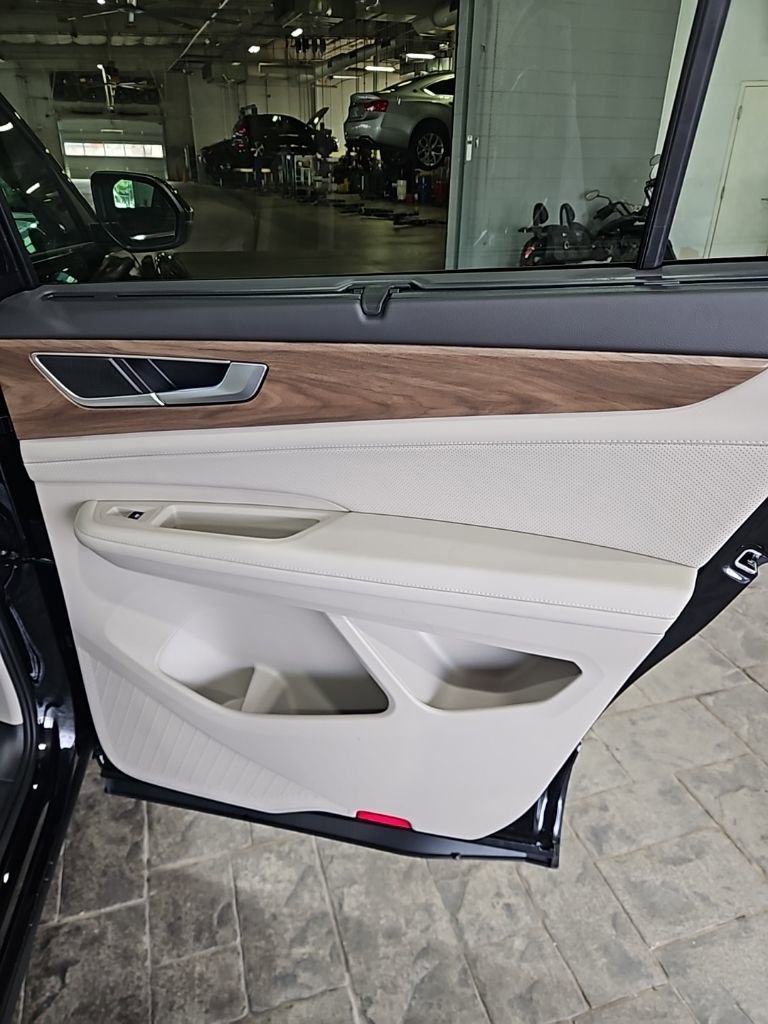 New 2026 Volkswagen Atlas SE image 15