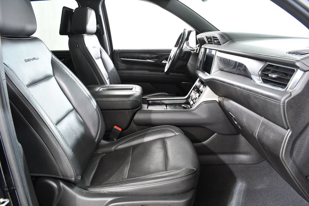 Used 2021 GMC Yukon XL Denali AWD/4WD image 10